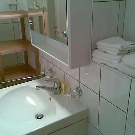 Lovely In Apartment *